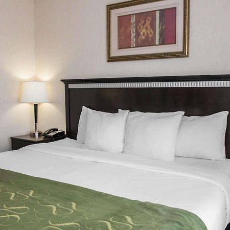 Comfort Suites Southport Екстериор снимка
