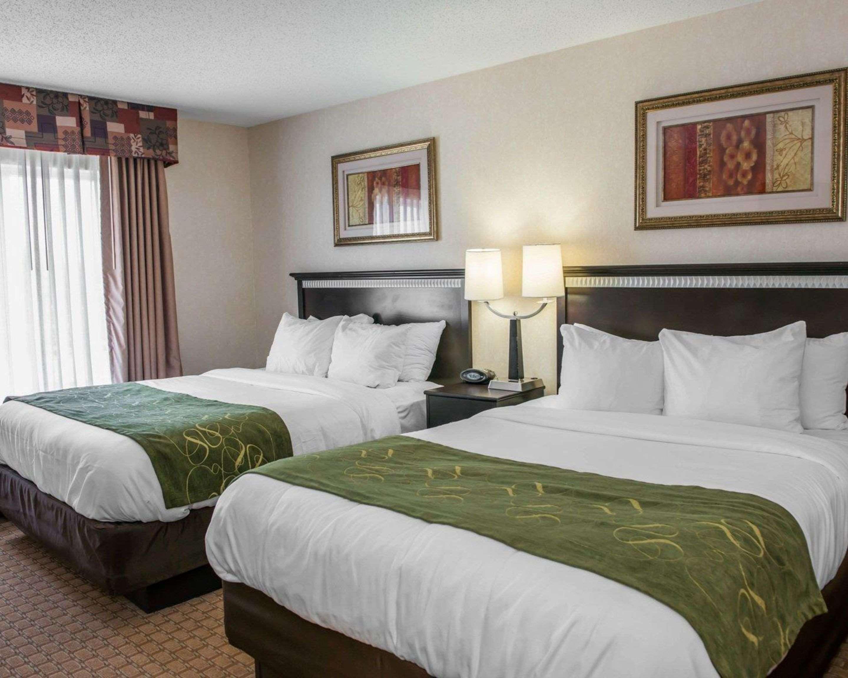 Comfort Suites Southport Екстериор снимка