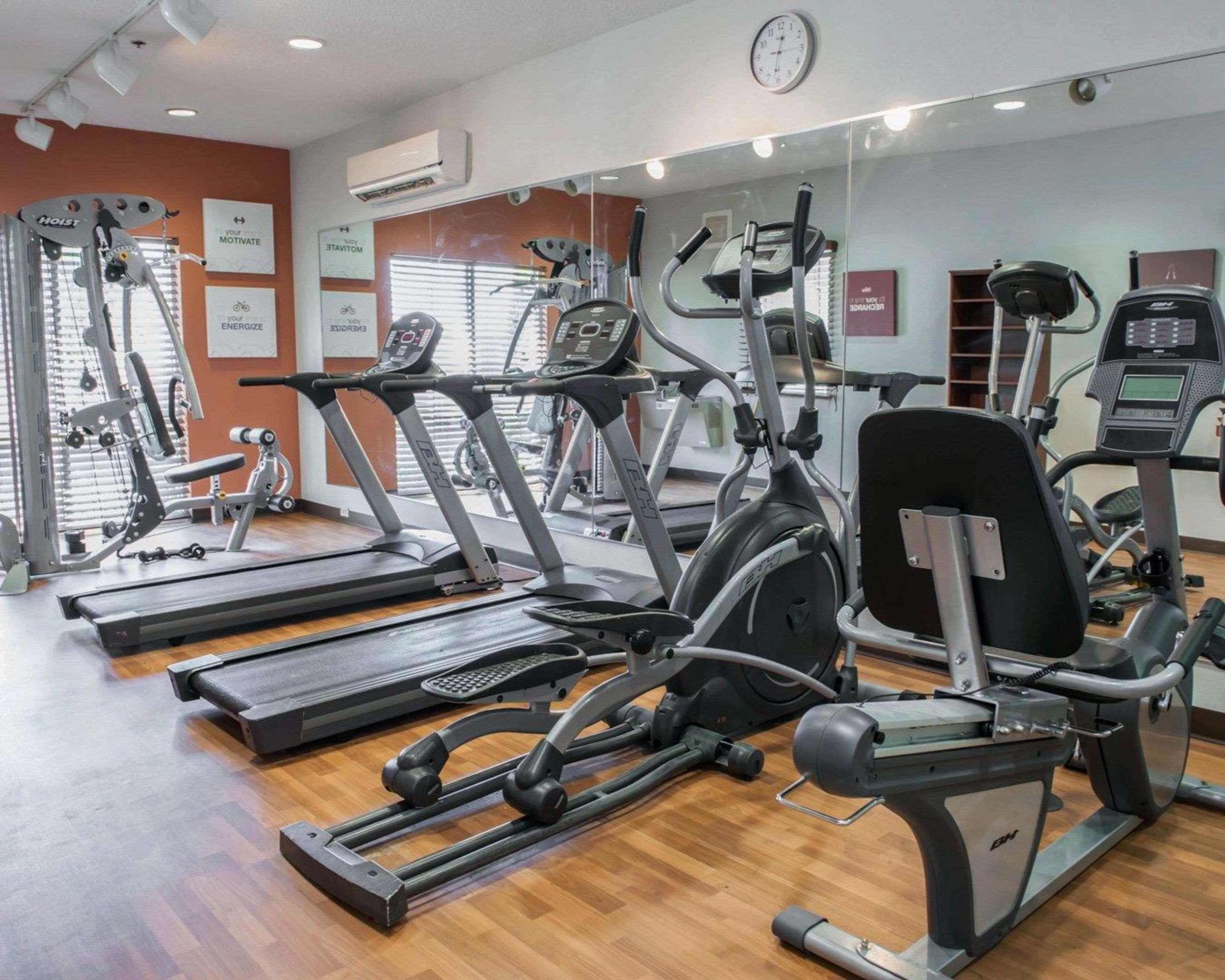 Comfort Suites Southport Екстериор снимка