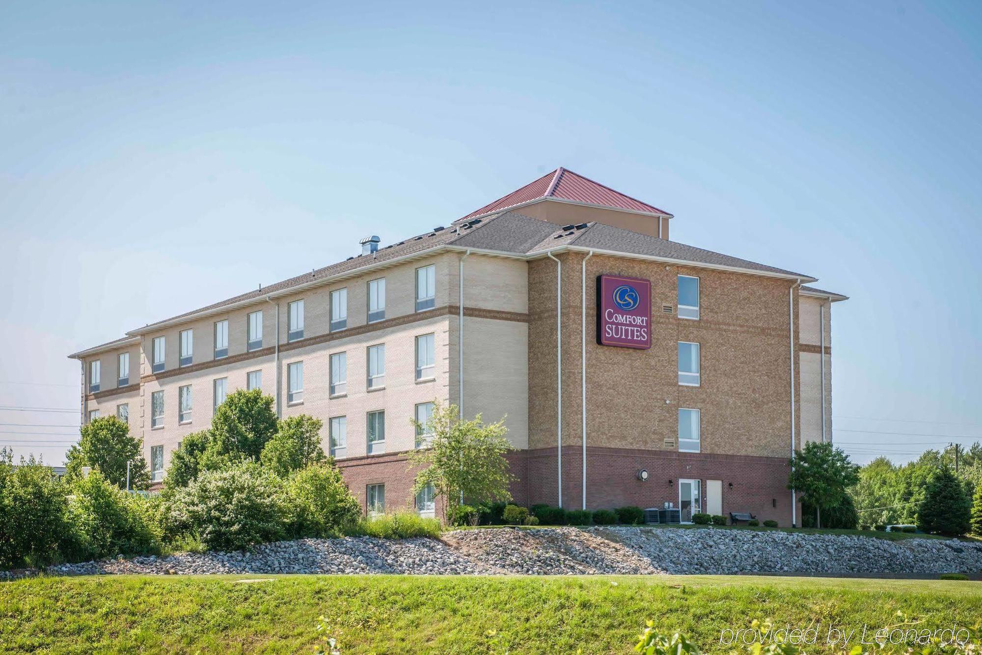Comfort Suites Southport Екстериор снимка