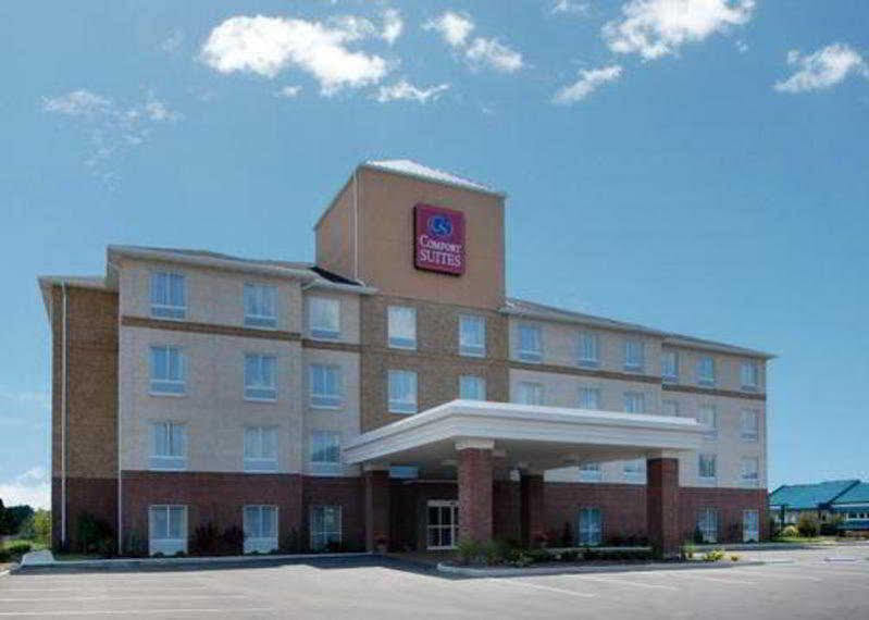 Comfort Suites Southport Екстериор снимка